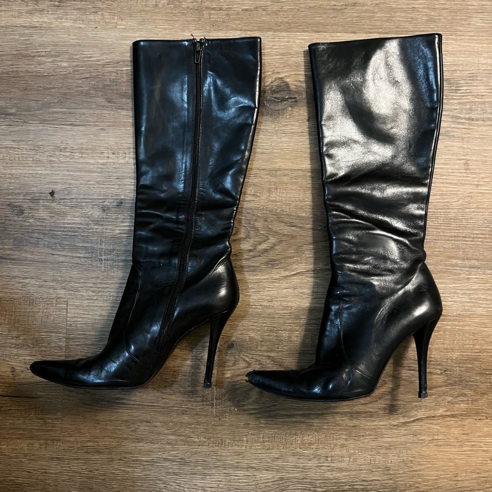 Stuart Weitzman black leather boots size 7.5